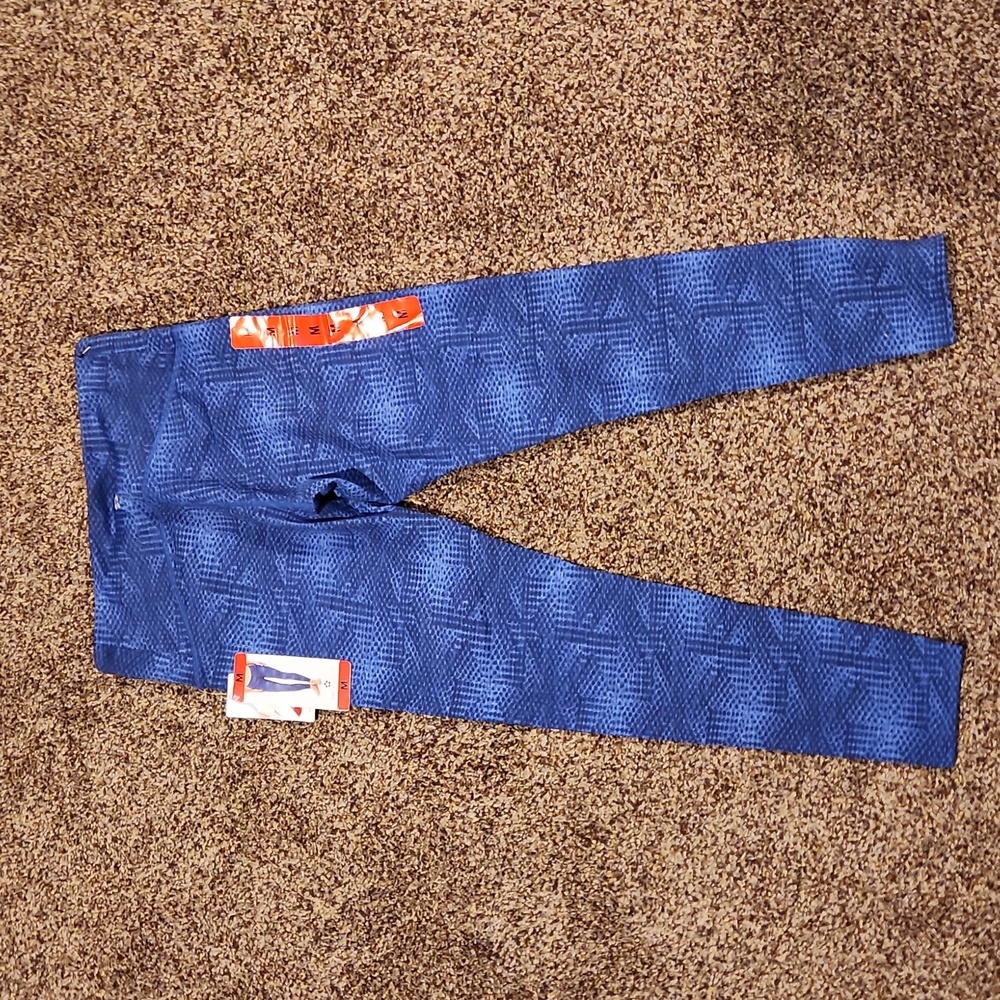 𝅺Tuff Athletics Item #11911098 Bright Blue Leggings Size M - Picture 3 of 5
